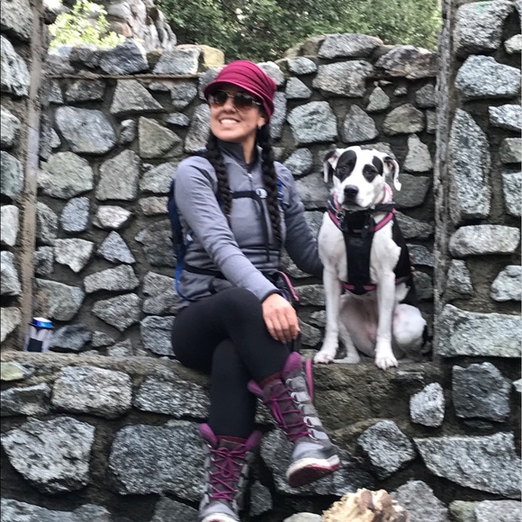 Meet your Posher 💋 - Picture 8 of 8